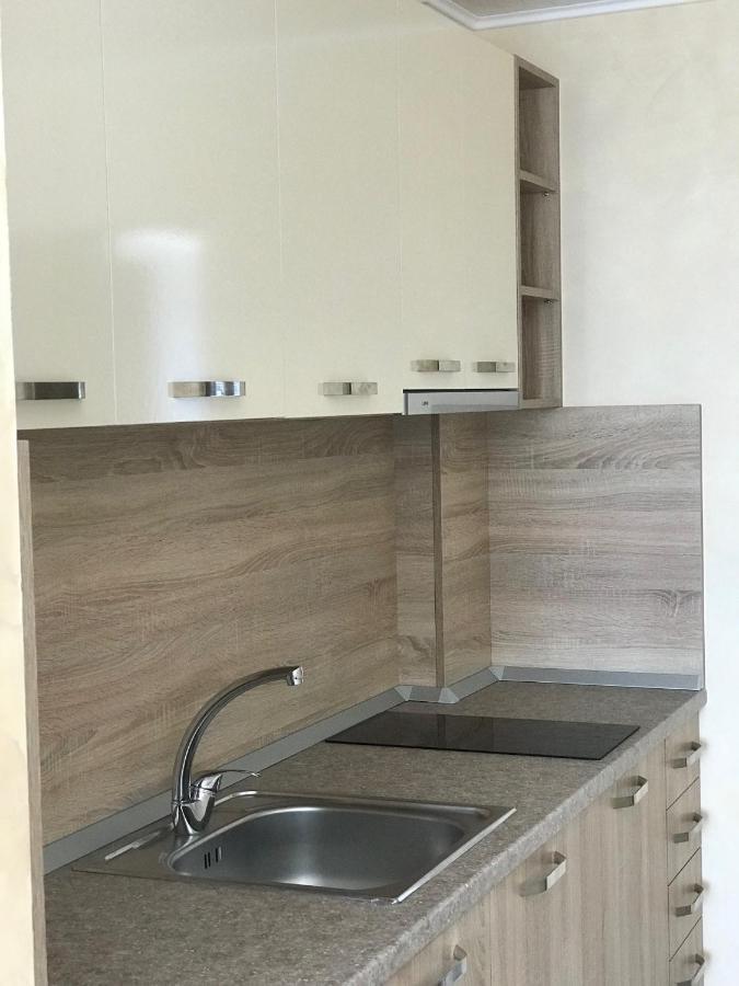רבדה Hotel Riviera מראה חיצוני תמונה